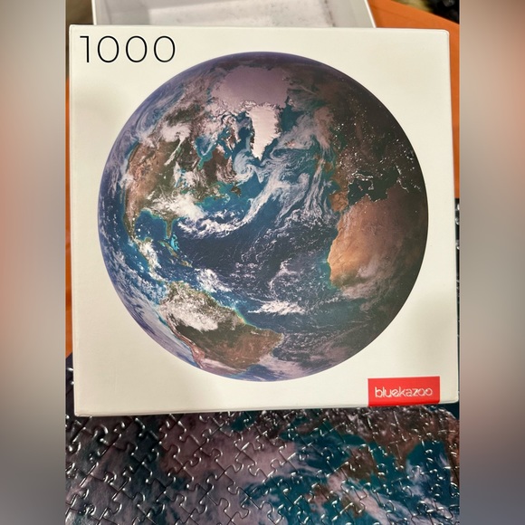 World circular 1000 piece puzzle - Picture 5 of 6